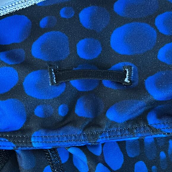 InkNBurn‎ Chameleon Print Crop Leggings Size 0 Blue Red Yellow Orange Capri - Picture 7 of 9